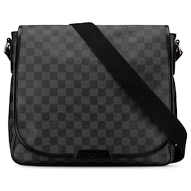 Louis Vuitton-Borsa a tracolla Daniel MM Damier Graphite Louis Vuitton Nera-Nero