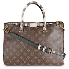 Louis Vuitton-Louis Vuitton Python Monogram Canvas Pallas-Braun,Beige