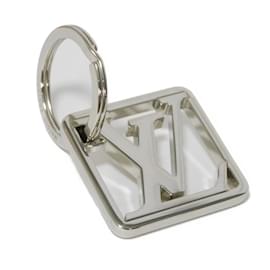 Louis Vuitton-Louis Vuitton Silver Keyring-Silvery