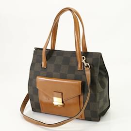 Fendi-Fendi Brown Leather Shoulder Handbag-Brown