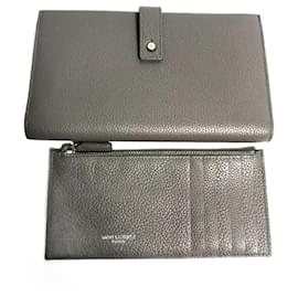 Portefeuille long en cuir gris Yves Saint Laurent Marron