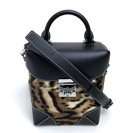 Sac à épaule MCM Logo Lock Hardware Noir