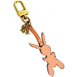 Louis Vuitton-Porte-clés en forme de lapin Louis Vuitton M62734-Rose