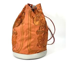 Hermès-Sac à épaule en tissu orange Hermes-Orange