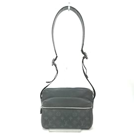 Louis Vuitton-Louis Vuitton Taigalama Shoulder Bag-Black