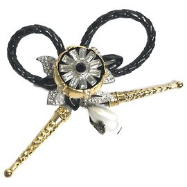 Broche de strass Louis Vuitton Preto