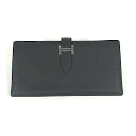 Hermès-Portefeuille long en cuir noir Hermes-Noir