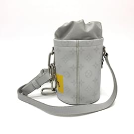 Louis Vuitton-Louis Vuitton White Monogram Shoulder Bag-White