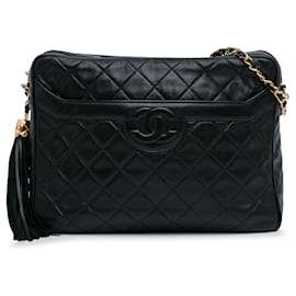 Chanel-Sac à caméra en cuir d'agneau matelassé noir avec pompon Chanel-Noir