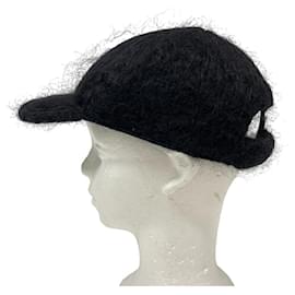 Gucci-Gucci 729349 Double G Baseball Cap-Black