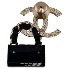 Chanel-Broche Chanel Coco Mark B23C Matelassé à fermoir tournant-Noir