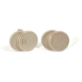 Orecchini in argento Chanel CC Mark 99C Argento