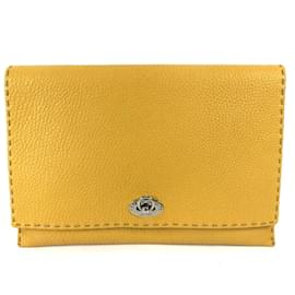 Fendi-Fendi Yellow Leather Clutch Bag-Yellow