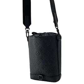 Louis Vuitton-Louis Vuitton Monogram Shadow Shoulder Bag-Black