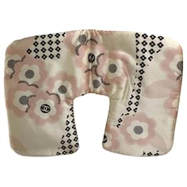 Chanel-Chanel Pink Eye Mask Pouch Pillow Set-Pink