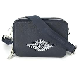 Christian Dior-Christian Dior Navy Leather Shoulder Bag-Navy blue