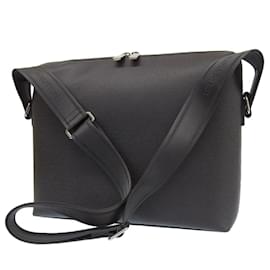 Louis Vuitton-Louis Vuitton Taiga Grigori PM Shoulder Bag-Black,Grey