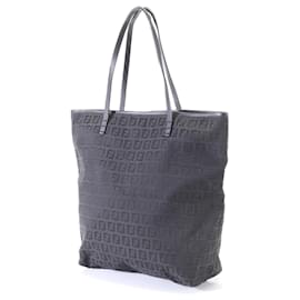 Fendi-Fendi Zucchino Black Leather Shoulder Bag-Black
