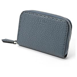 Fendi-Fendi Round Coin Case in Light Blue Leather-Light blue