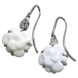 Boucles d'oreilles Chanel Camélia en diamant pour femmes Doré