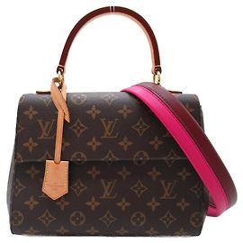 Bolsa de Ombro Cluny BB da Louis Vuitton Marrom