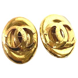 Chanel Vintage Gold Clip Earrings Golden