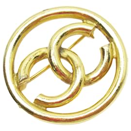 Chanel-Broche de metal dourado Chanel-Dourado