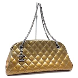 Chanel-Bolsa de ombro com corrente Mademoiselle Chanel-Caqui,Metálico