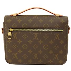 Louis Vuitton-Bolsa de Ombro Monograma Pochette Metis MM Louis Vuitton-Monograma