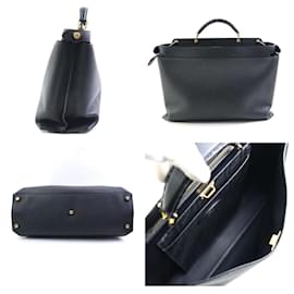Fendi-Fendi Peekaboo Essential Leather Handbag-Black