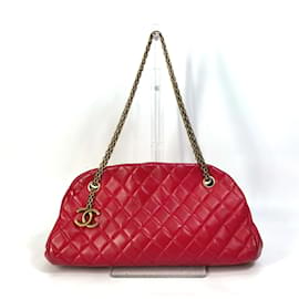 Chanel-Bolsa de ombro de couro vermelho Chanel-Vermelho