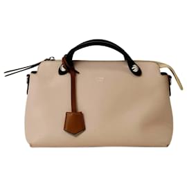Fendi-Sac Boston en cuir moyen Fendi By The Way-Noir,Rose