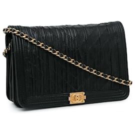 Chanel-Chanel Black Pleated Crumpled Chevron Le Boy Wallet On Chain-Black