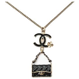 Collier Chanel avec motif de trèfle Noir