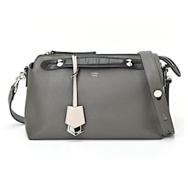 Fendi-Sac Boston en cuir multicolore Fendi By the Way Medium-Marron