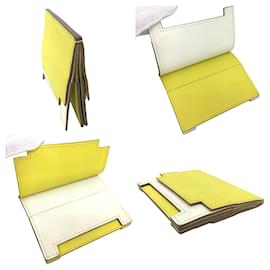 Hermès-Hermes Multipris Card Case in Lemon Yellow and White-White,Golden