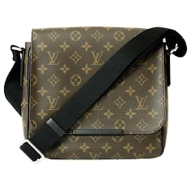 Louis Vuitton-Louis Vuitton District PM Shoulder Bag-Monogram