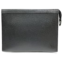 Louis Vuitton-Louis Vuitton Taiga Pochette Voyage Clutch Bag-Black