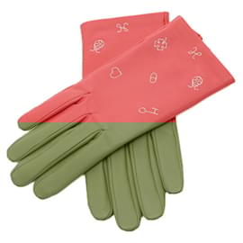 Hermès-Hermes Lucky Charm Gloves in Pink Lambskin-Pink