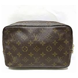 Louis Vuitton-Sac Truss Toilette 23 Monogram Louis Vuitton-Marron,Monogramme