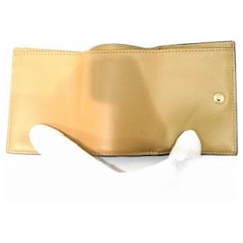 Fendi-Fendi Roma Embossed Tri-fold Wallet-Brown