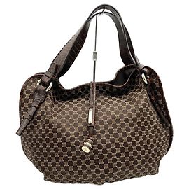 Céline Borsa a Spalla Macadam Bittersweet di Celine Marrone