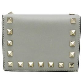Cartera de cuero para mujeres Valentino Garavani Rockstuds Gris