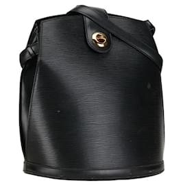Louis Vuitton-Louis Vuitton Epi Cluny Shoulder Bag-Black