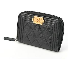 Monedero redondo Chanel Boy Negro Dorado