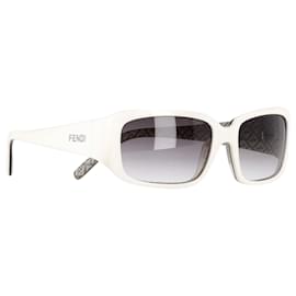 Fendi-Fendi Rectangle Sunglasses in White Acetate-White,Cream