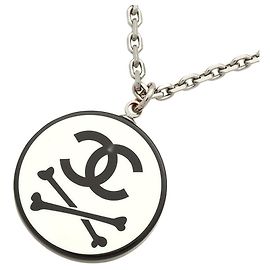 Colar com logo da Chanel 45cm Prata
