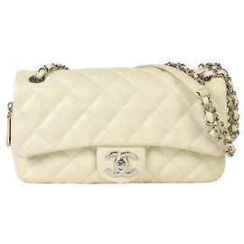 Sac à épaule Matelassé Chanel Blanc cassé