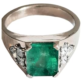 Autre Marque-Emerald Ring 2.26 ct - Modern - White Gold-Silvery