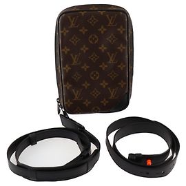 Sac latéral utilitaire Solar Ray de Louis Vuitton Marron Noir Monogramme
